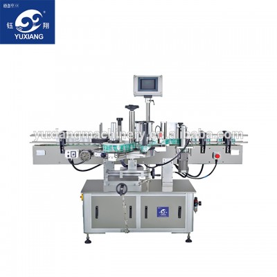 Automatic double side labeling machine for flat and square bottle